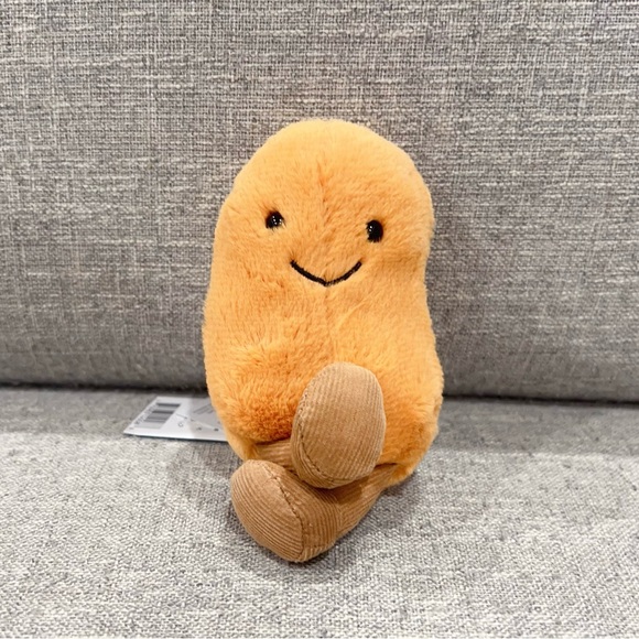 Jellycat Amuseable Bean Brand New with Tags (BNWT) - Picture 1 of 6